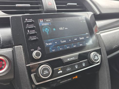 Used 2019 Honda Civic Sport image 18