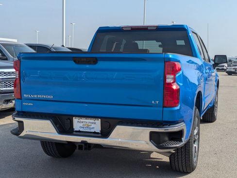 Certified 2025 Chevrolet Silverado 1500 LT image 3