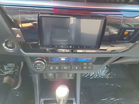 Used 2014 Toyota Corolla S w/ Driver Convenience Package FWD image 31