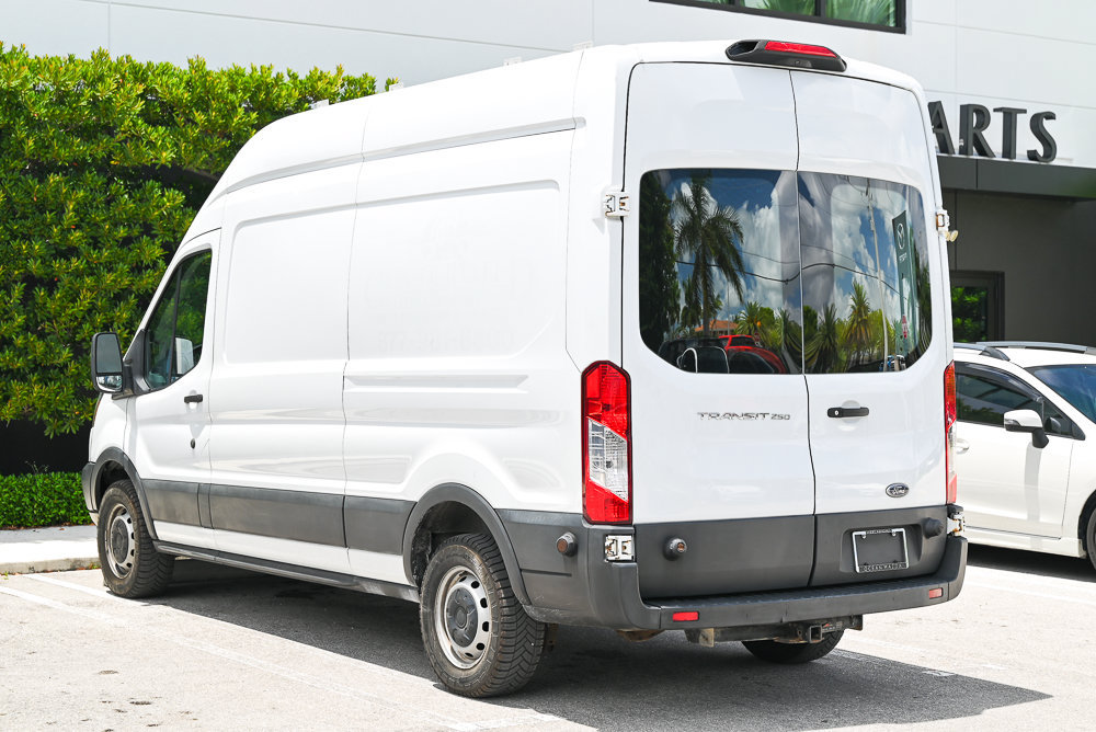 Used 2018 Ford Transit 250 148 High Roof RWD image 6