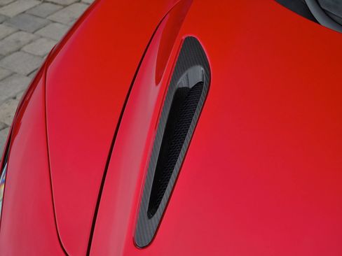 Used 2020 McLaren 720S Performance RWD image 16