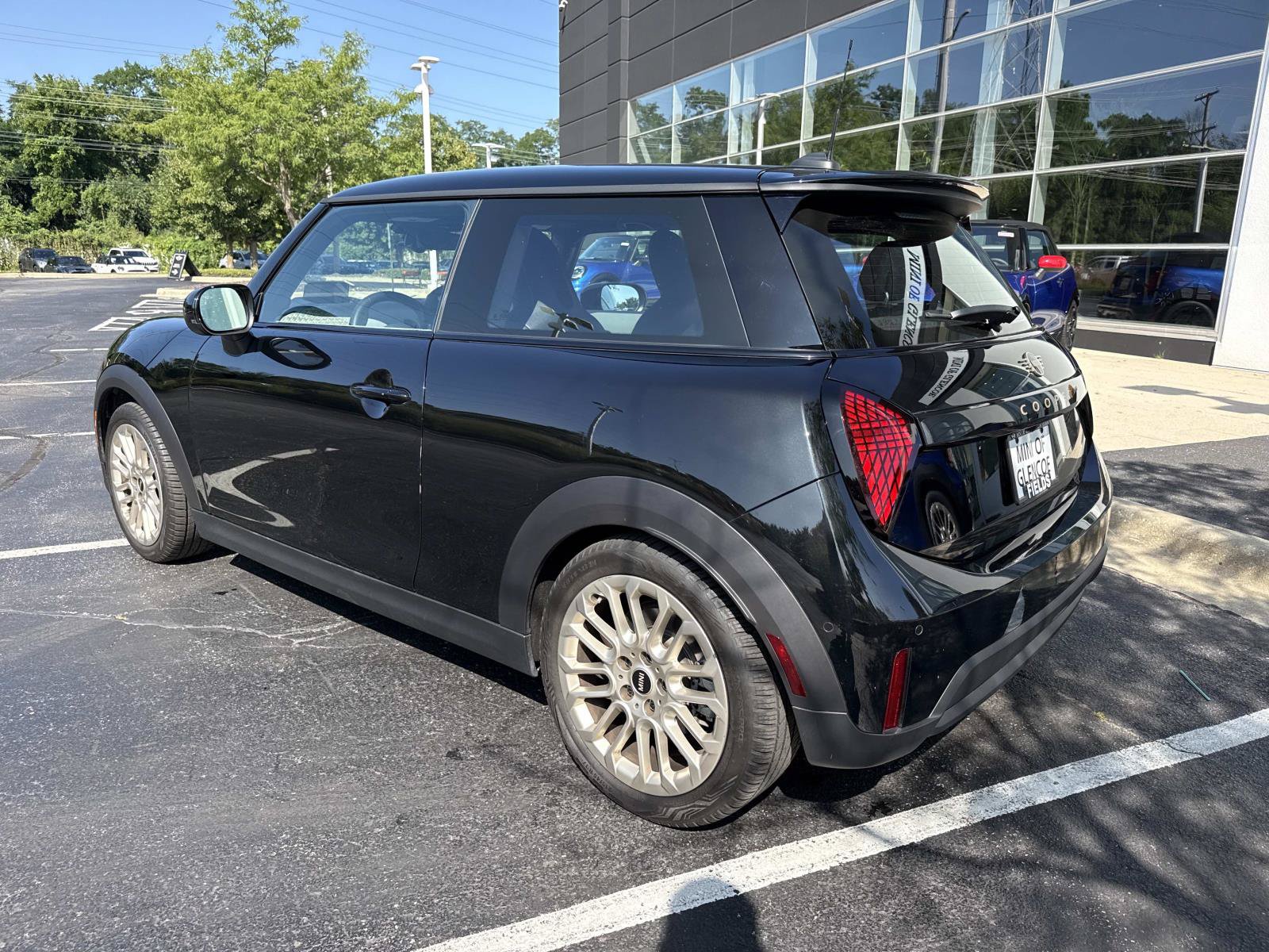 Used 2025 MINI Cooper S FWD image 8