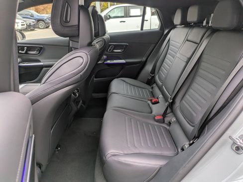 New 2026 Mercedes-Benz GLC 43 AMG 4MATIC Coupe image 16