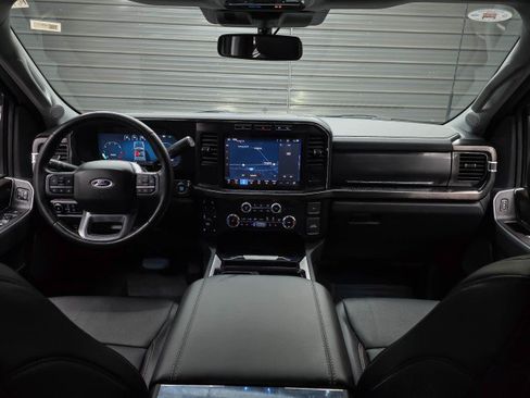 Used 2024 Ford F350 Lariat w/ Chrome Package AWD/4WD image 15