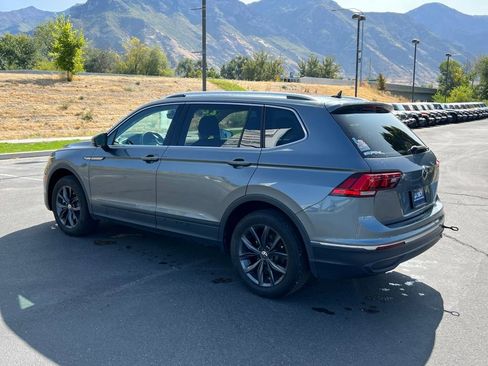 Used 2022 Volkswagen Tiguan SE image 9
