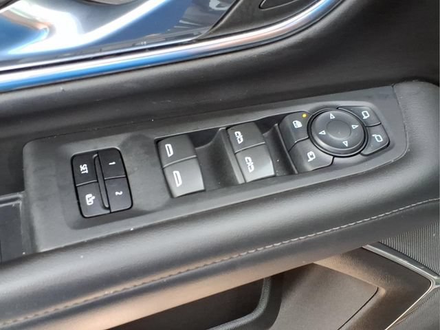 Used 2023 Chevrolet Tahoe LT w/ Luxury Package AWD/4WD image 18