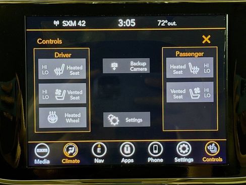 Used 2020 Jeep Grand Cherokee Overland AWD/4WD image 21