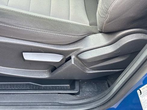 Used 2017 Ford Escape S image 28