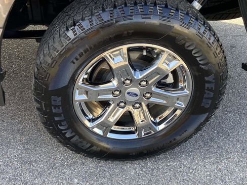 Used 2021 Ford F150 XLT w/ Equipment Group 302A High image 28