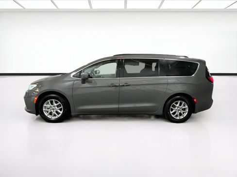 Used 2022 Chrysler Pacifica Touring-L FWD image 22