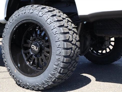 Used 2026 Ford F350 Platinum AWD/4WD image 38