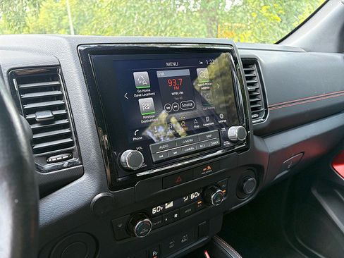 Used 2022 Nissan Frontier Pro-X w/ Technology Package RWD image 14