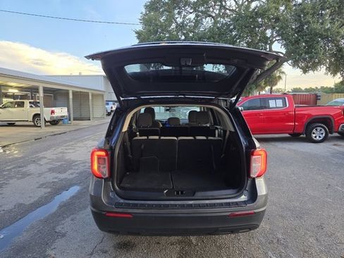 Used 2022 Ford Explorer XLT image 37