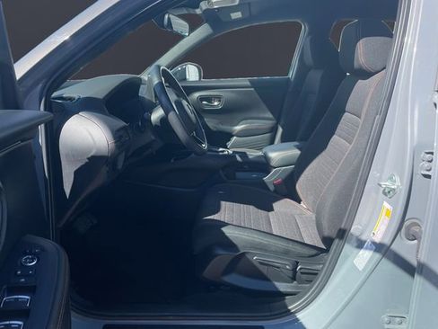 Used 2024 Honda HR-V Sport image 9