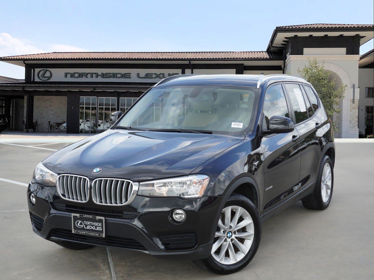 Used 2017 BMW X3 sDrive28i RWD image 1