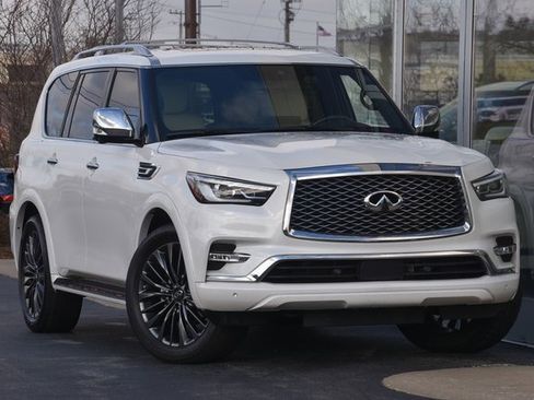 Used 2023 INFINITI QX80 Sensory w/ Cargo Package image 8