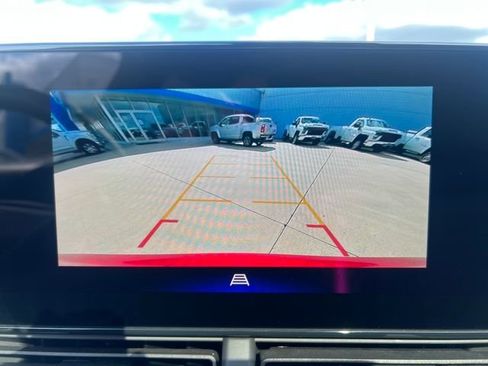 Certified 2024 Chevrolet Trax LT w/ Sunroof Package image 22