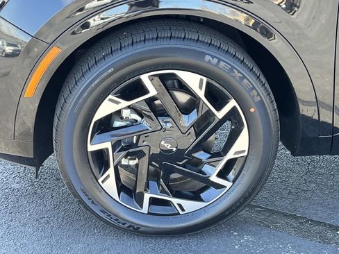 Used 2023 Kia Sportage SX image 12