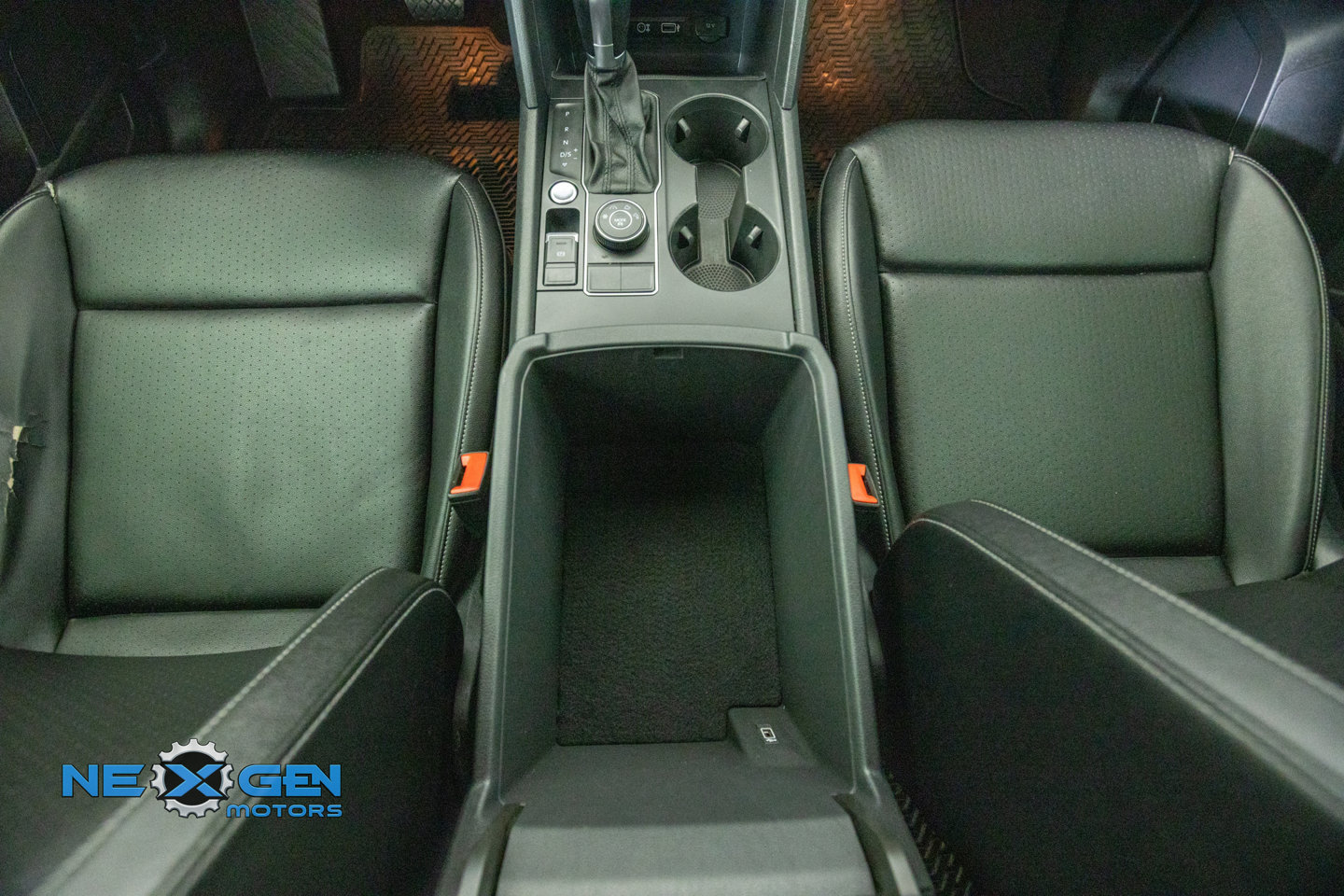 Used 2019 Volkswagen Atlas SE w/ Towing Package AWD/4WD image 33