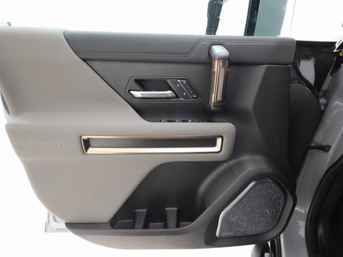 Used 2024 GMC Hummer EV 3X w/ Extreme Off-Road Package image 6