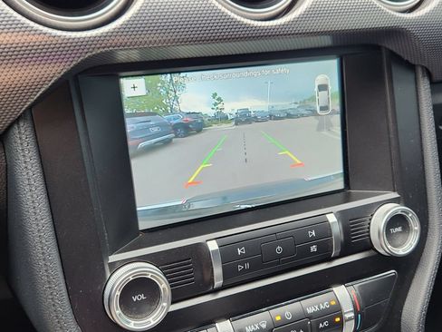 Used 2019 Ford Mustang Coupe w/ Equipment Group 101A RWD image 16