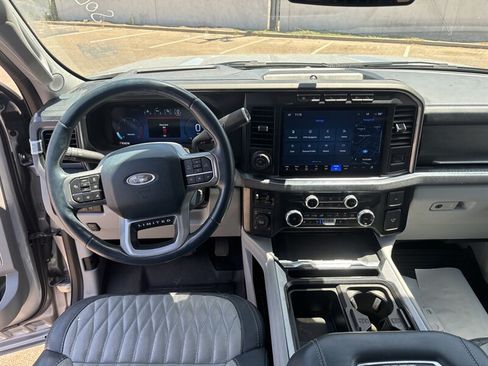 Used 2023 Ford F350 Limited w/ FX4 Off-Road Package AWD/4WD image 19