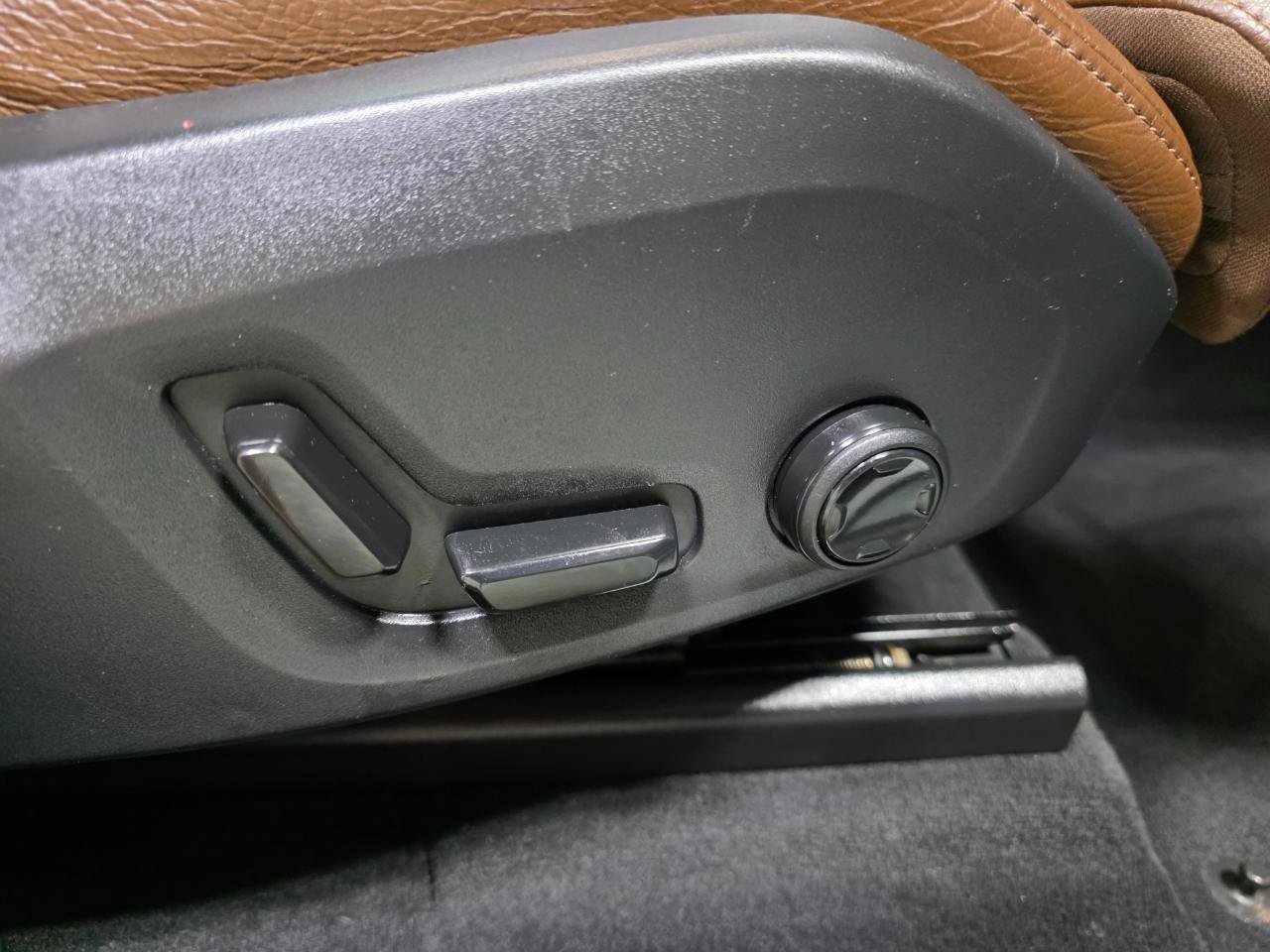 Used 2018 Volvo XC60 T6 Inscription AWD/4WD image 27