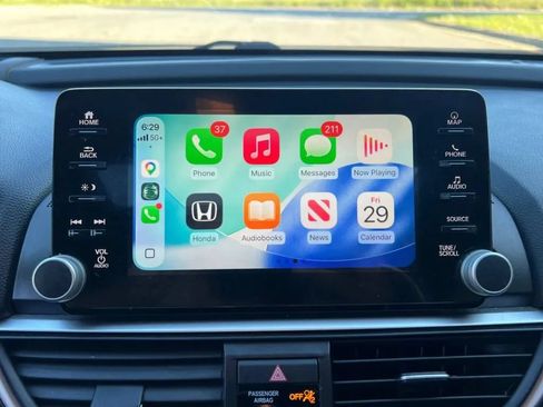 Used 2019 Honda Accord Touring image 38