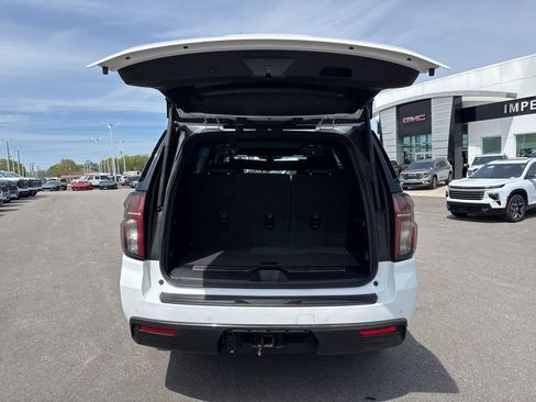 Used 2022 Chevrolet Tahoe Z71 w/ Luxury Package AWD/4WD image 33
