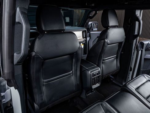 Used 2026 Ford Bronco Outer Banks image 34