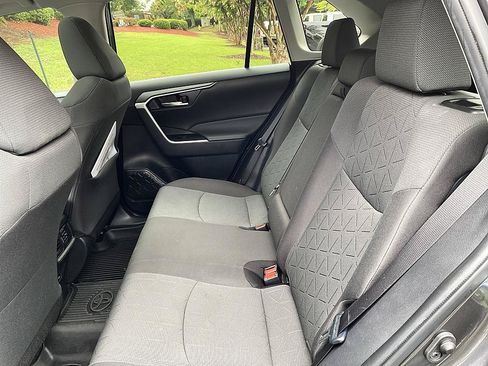 Certified 2023 Toyota RAV4 XLE w/ Convenience Package FWD image 12