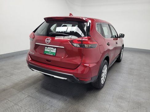 Used 2017 Nissan Rogue S FWD image 7