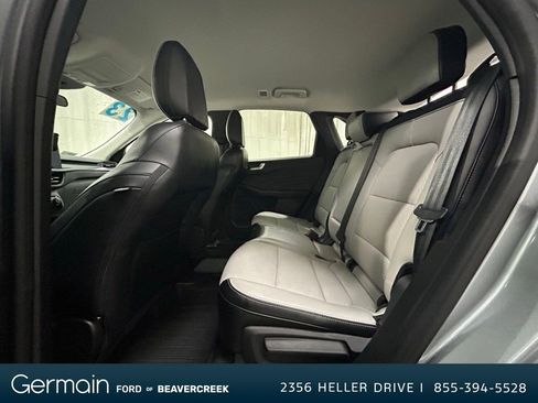 Used 2023 Ford Escape SE image 26