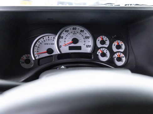 Used 2003 HUMMER H2 Lux Series w/ Preferred Equipment Group image 14