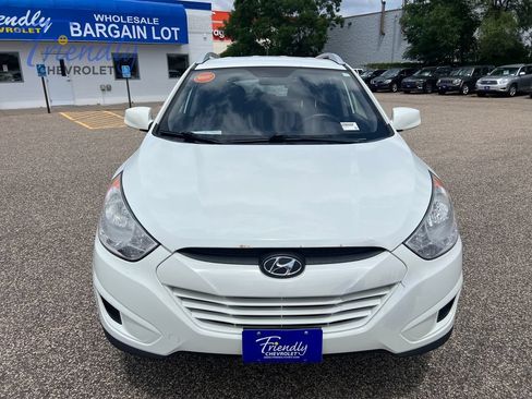 Used 2011 Hyundai Tucson GLS FWD image 9