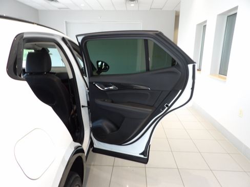 Used 2023 Buick Envision Essence w/ Sport Touring Package AWD/4WD image 22