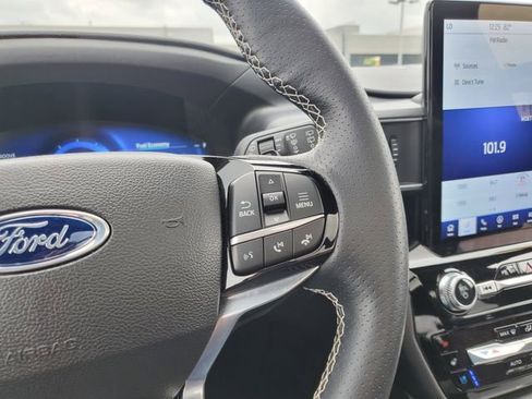 Used 2023 Ford Explorer ST w/ Equipment Group 401A AWD/4WD image 13