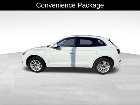 Used 2023 Audi Q5 2.0T Premium w/ Convenience Package AWD/4WD image 4