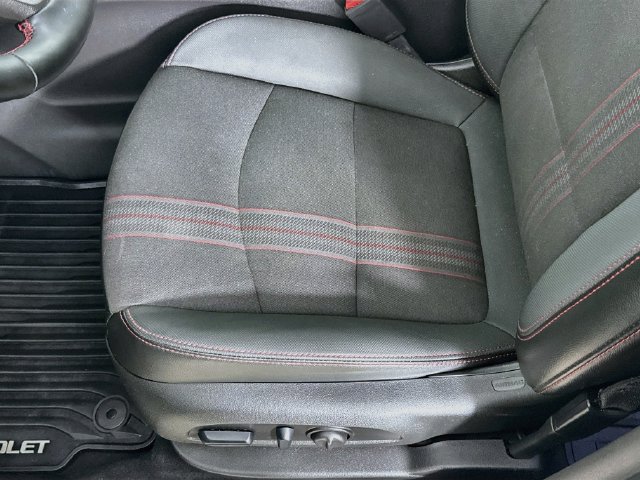 Used 2024 Chevrolet Equinox RS FWD image 20