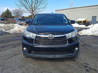 Used 2015 Toyota Highlander Plus video 2