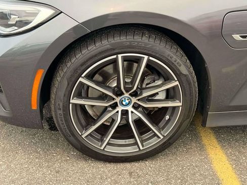 Used 2022 BMW 330e xDrive w/ Driving Assistance Package AWD/4WD image 12