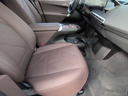 Certified 2023 BMW iX xDrive50 w/ Premium Package image 21