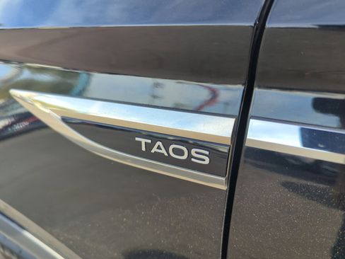 Certified 2022 Volkswagen Taos S image 22