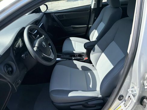 Used 2019 Toyota Corolla L FWD image 9