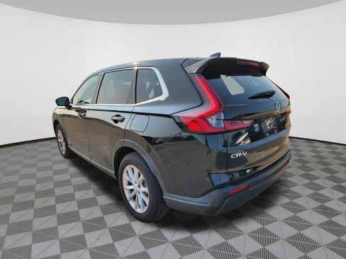 Used 2024 Honda CR-V EX image 3