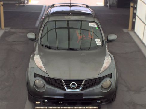 Used 2012 Nissan Juke SL FWD image 2