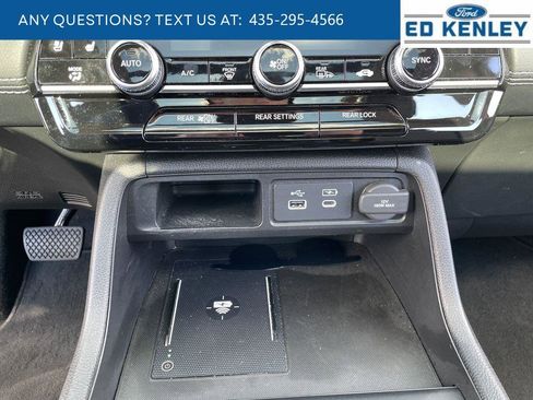 Used 2024 Honda Pilot Elite image 16