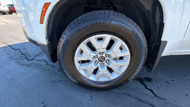 Used 2022 Nissan Frontier SV RWD image 10