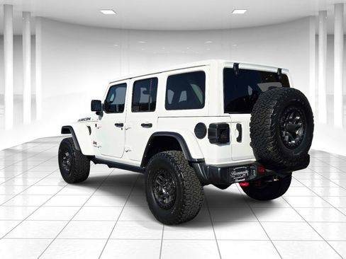 Used 2021 Jeep Wrangler Unlimited Rubicon w/ Xtreme Recon 35" Tire Package image 5