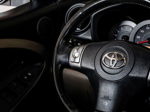 Used 2007 Toyota RAV4 Limited FWD image 15